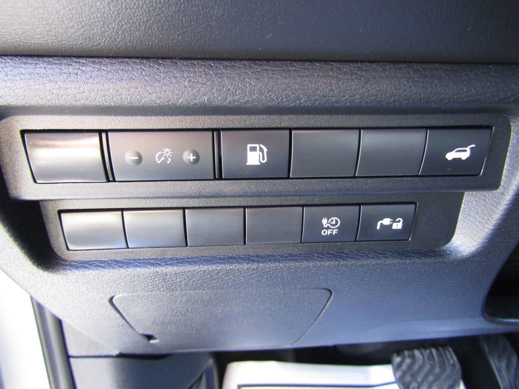 Used 2023 Mitsubishi Outlander SE image 14