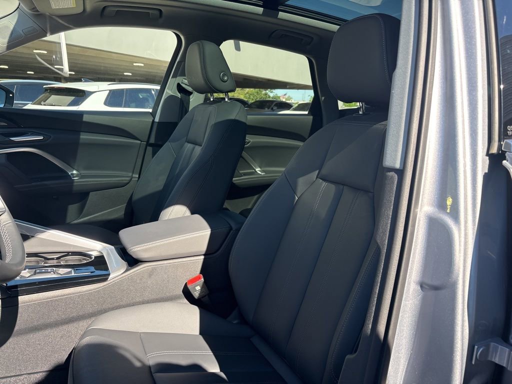 Used 2025 Audi Q5 Premium Plus w/ Premium Plus image 13