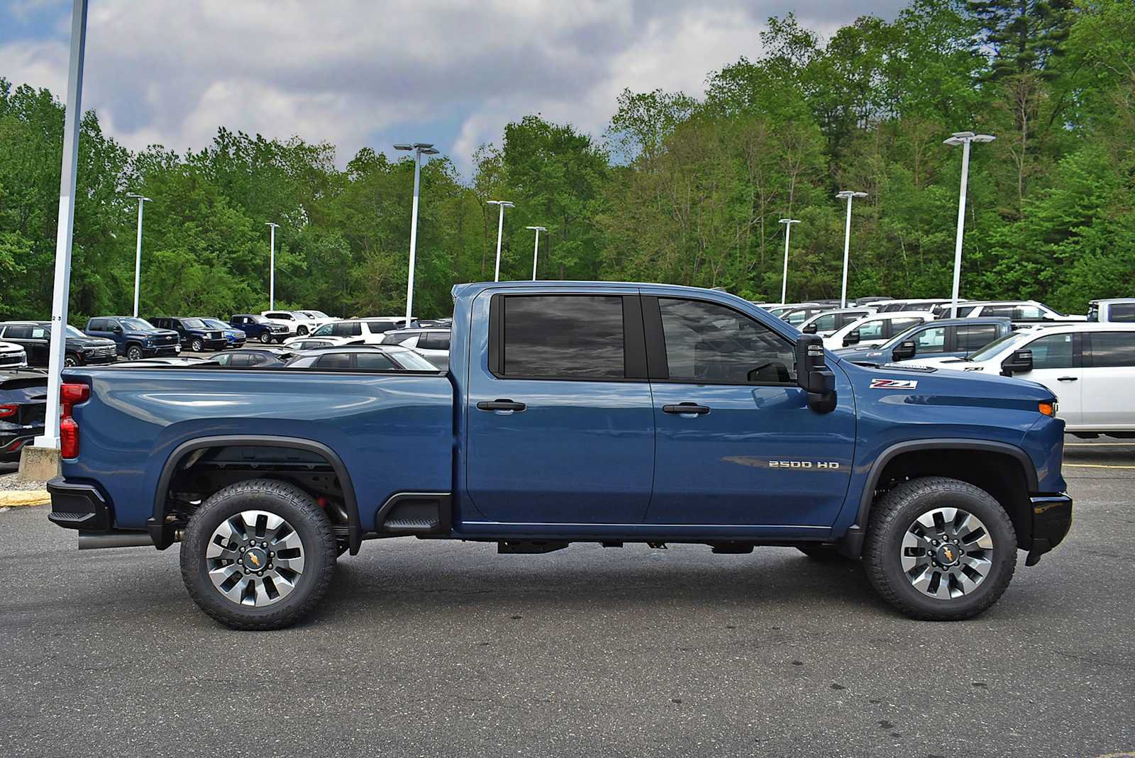 New 2026 Chevrolet Silverado 2500 Custom w/ Custom Value Package AWD/4WD image 6