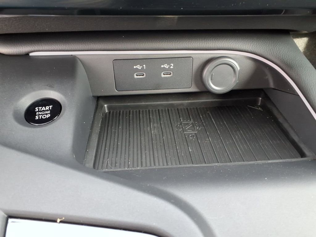 New 2026 Nissan Sentra SV image 13