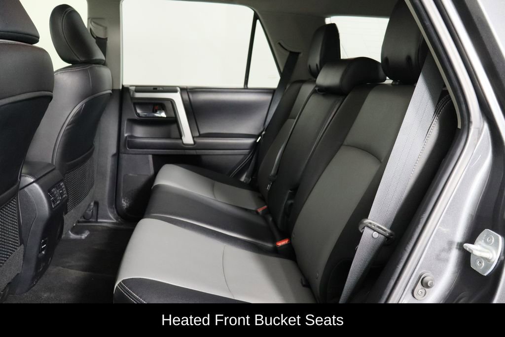 Used 2018 Toyota 4Runner SR5 Premium image 17