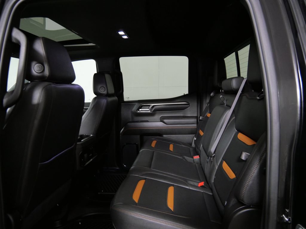 Used 2024 GMC Sierra 1500 AT4 w/ Technology Package AWD/4WD image 22