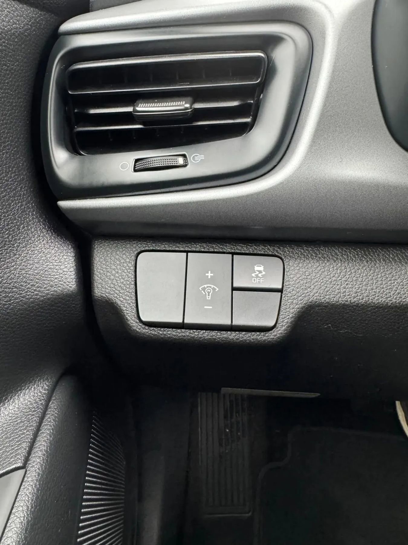 Used 2021 Kia Rio S image 19