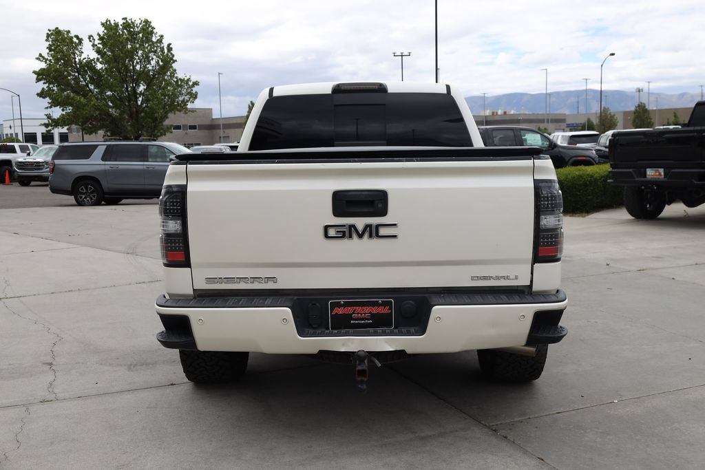 Used 2015 GMC Sierra 1500 Denali w/ Driver Alert Package AWD/4WD image 5