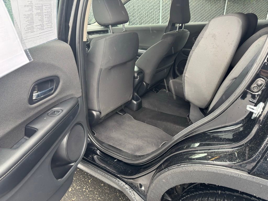 Used 2021 Honda HR-V LX image 10