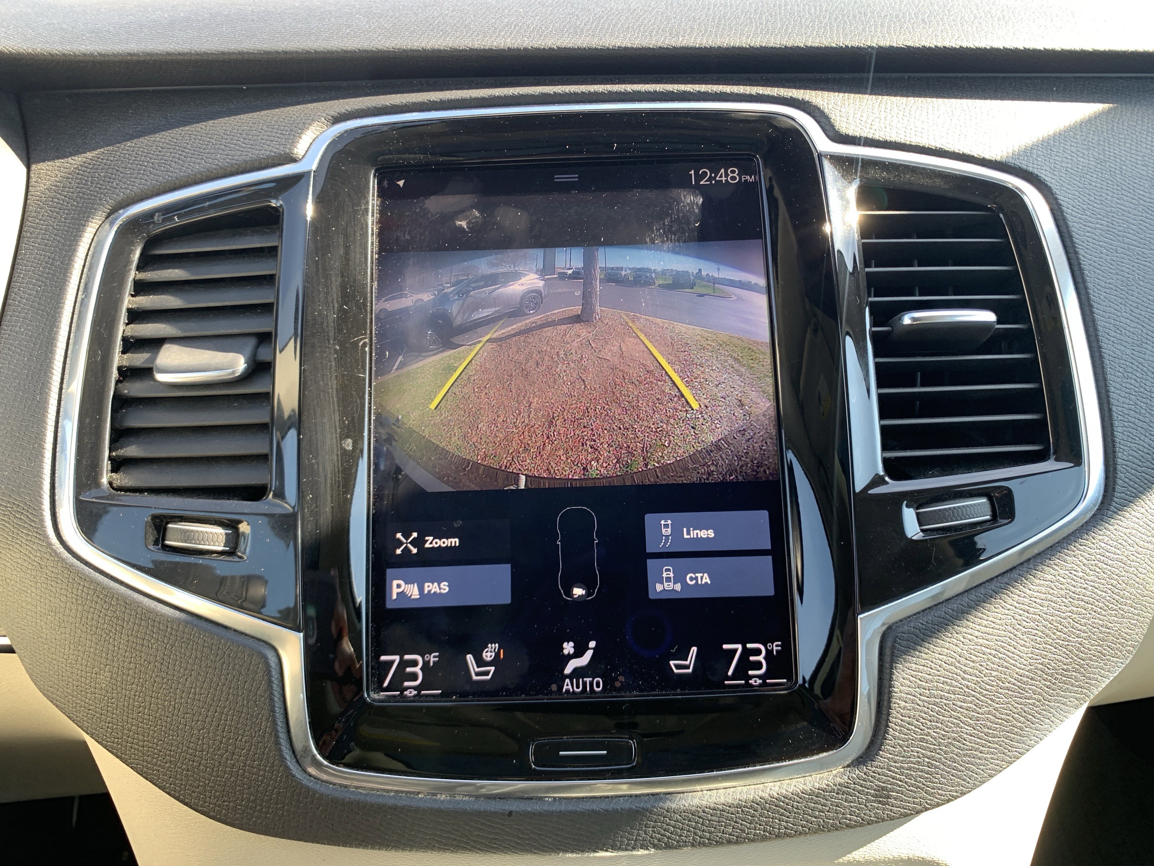 Used 2018 Volvo XC90 T6 Momentum w/ Momentum Plus Package image 25