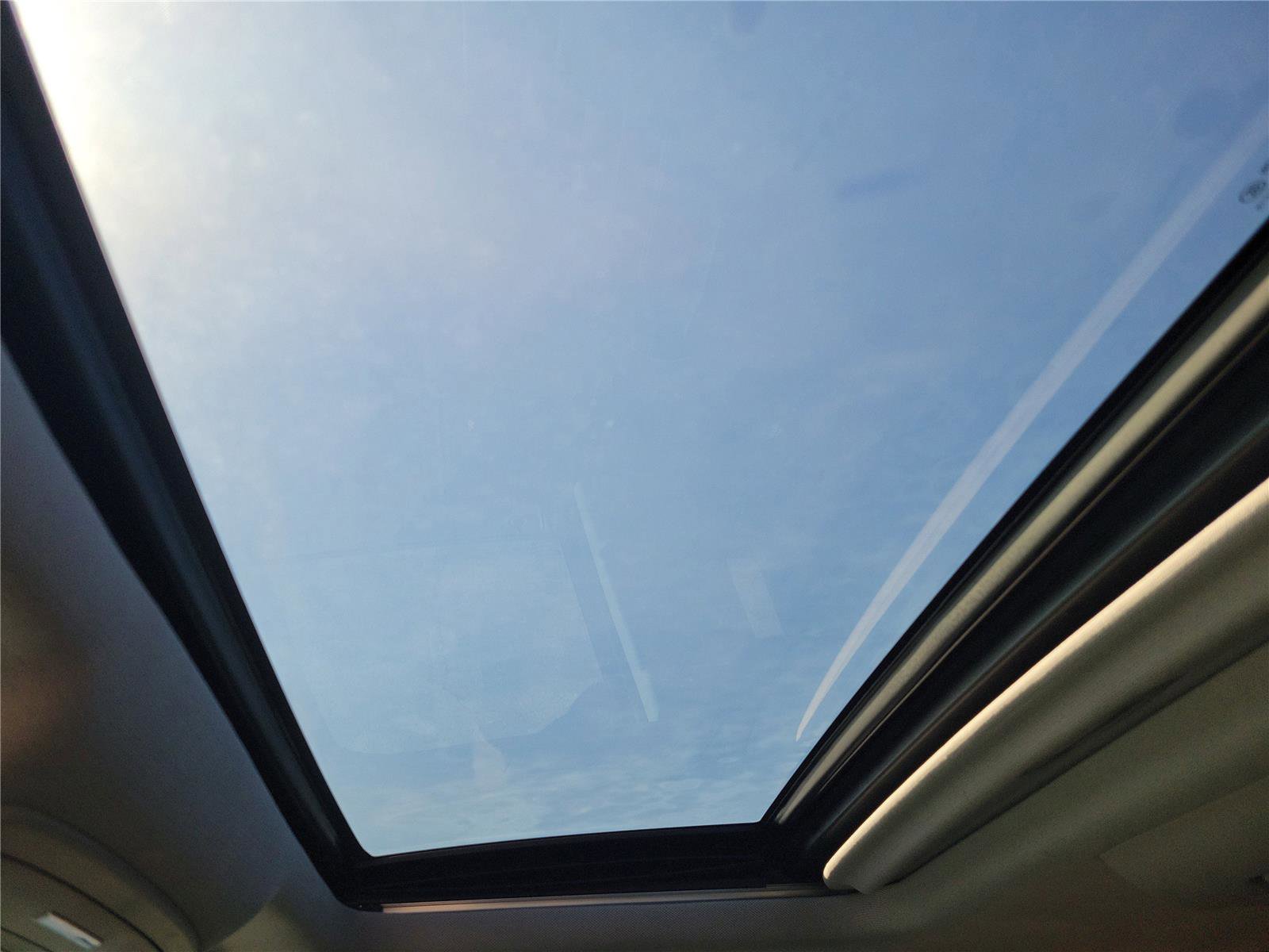 Used 2018 GMC Yukon XL Denali w/ Open Road Package image 35