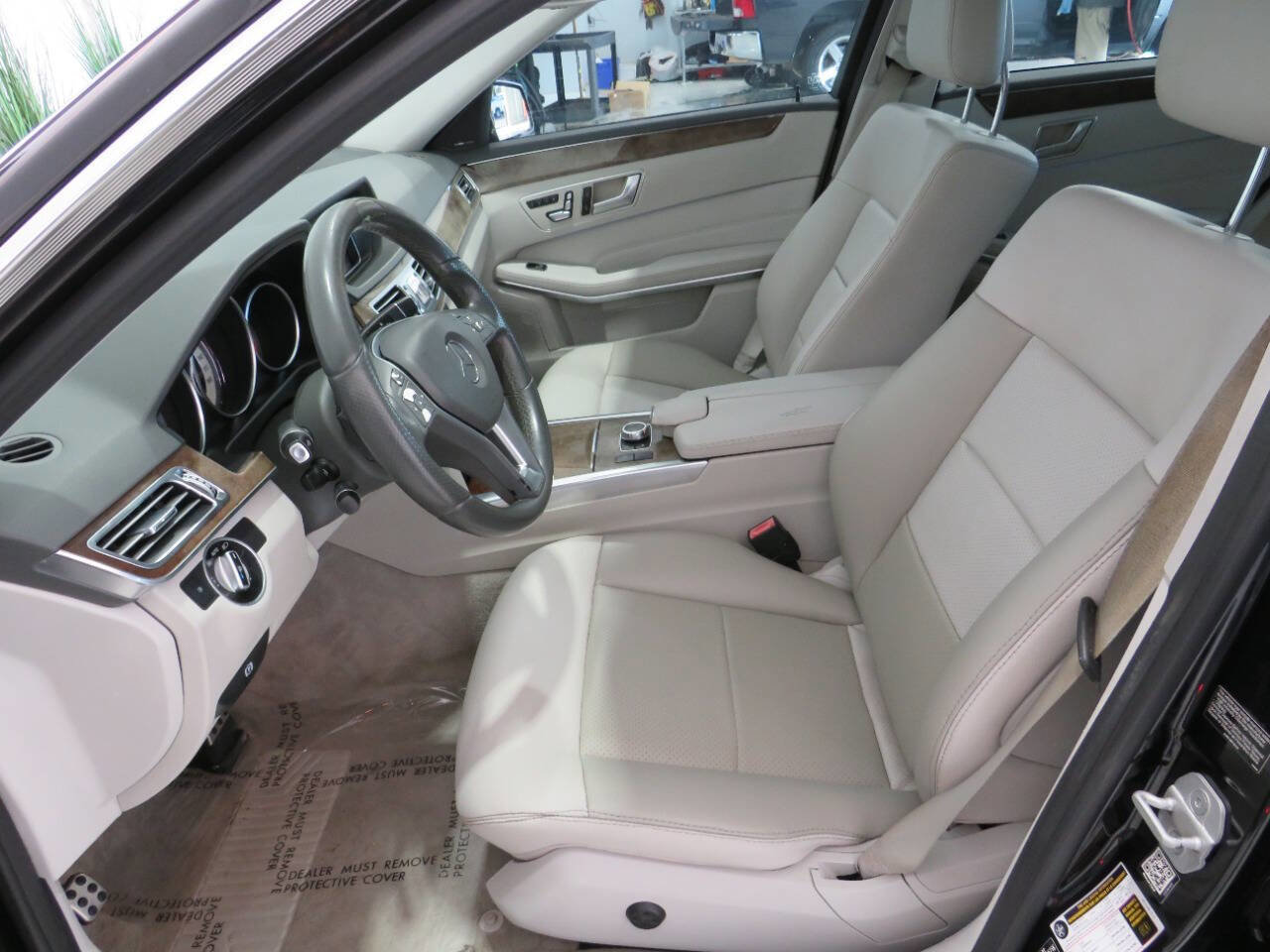 Used 2016 Mercedes-Benz E 350 Sedan w/ Premium Package image 14