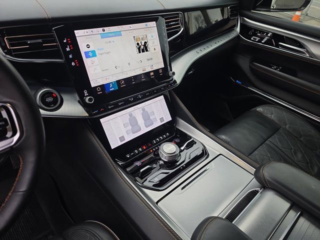 Used 2023 Jeep Grand Wagoneer L Series III image 25