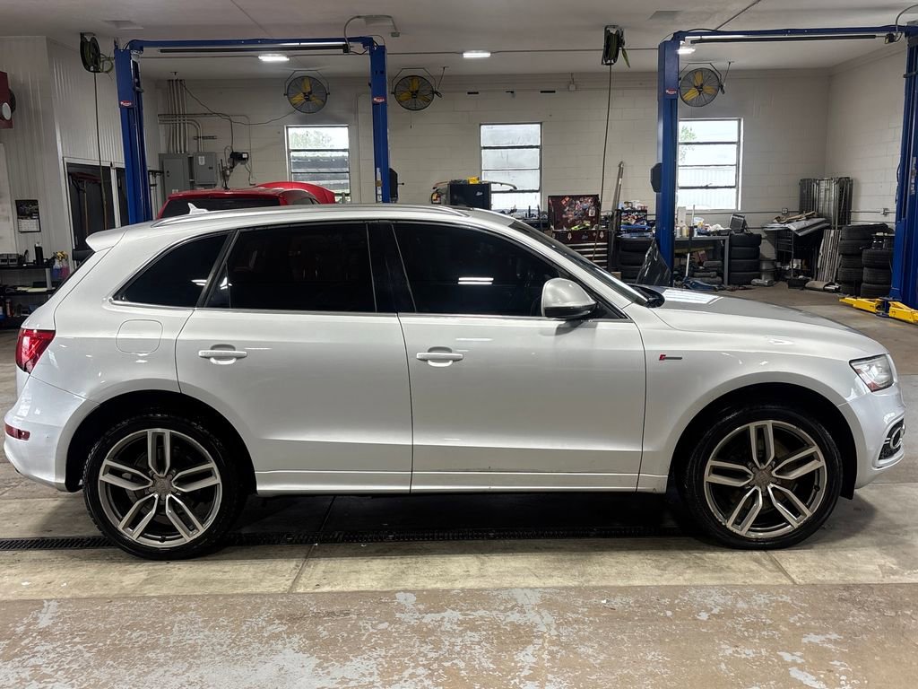Used 2014 Audi SQ5 Prestige w/ Prestige Package AWD/4WD image 12
