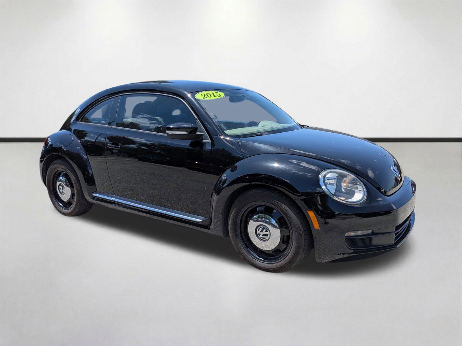 Used 2015 Volkswagen Beetle 1.8T image 2