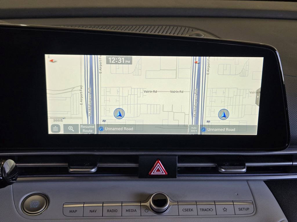 Certified 2021 Hyundai Elantra Limited w/ Cargo Package image 16