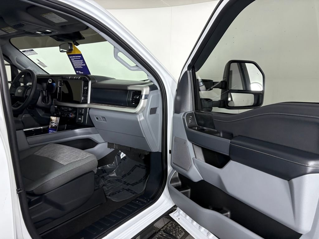 Certified 2024 Ford F250 XLT w/ XLT Premium Package image 35
