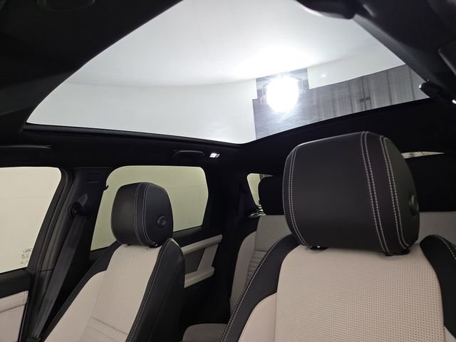 Used 2023 Land Rover Discovery Sport SE R-Dynamic image 28