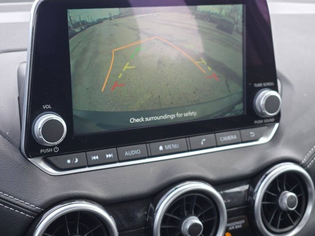 Used 2025 Nissan Sentra SV FWD image 22