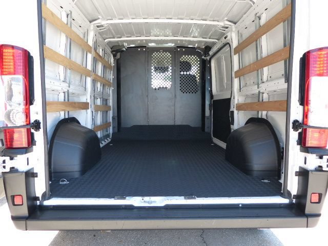 Used 2025 RAM ProMaster 2500 w/ U-Haul Equipment Group FWD image 16