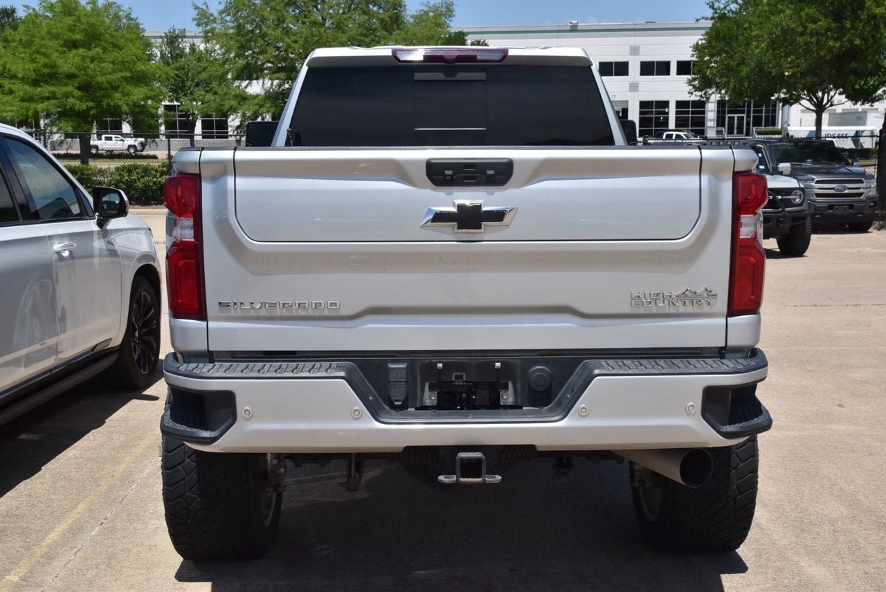Used 2022 Chevrolet Silverado 2500 High Country w/ Safety Package II AWD/4WD image 7