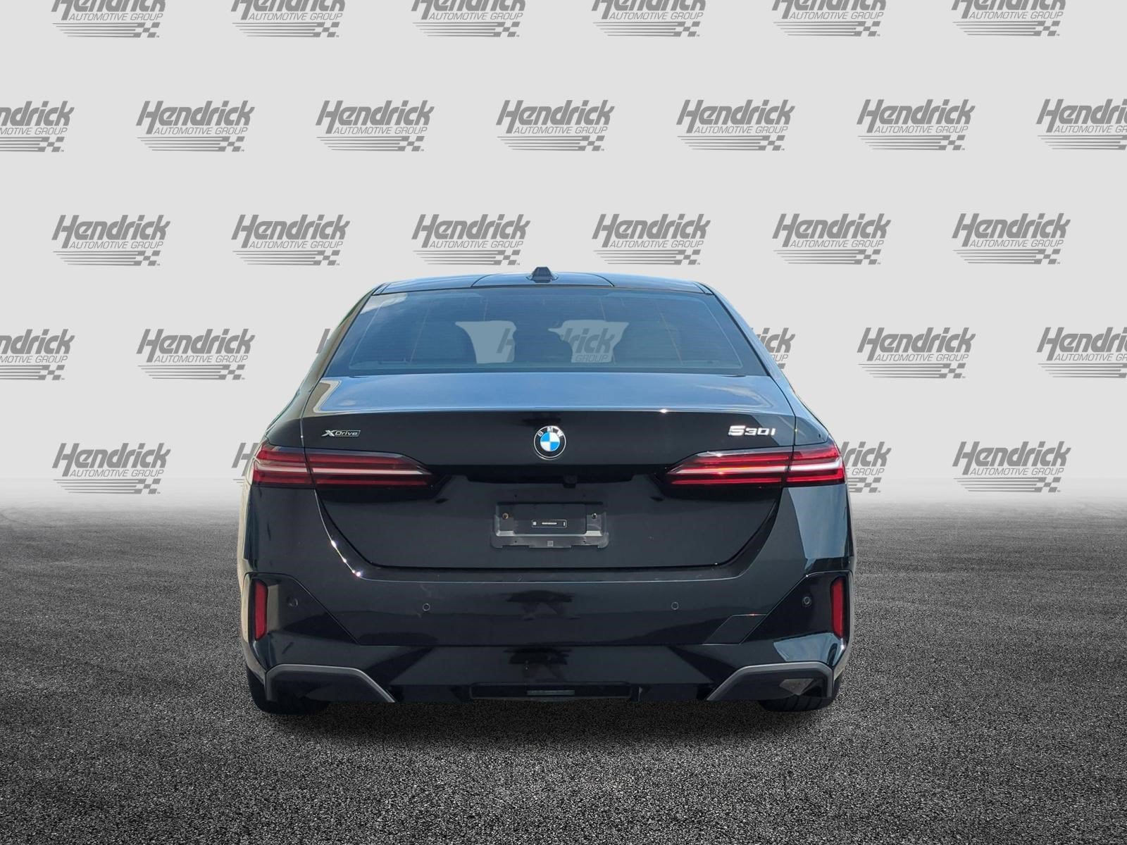 Used 2024 BMW 530i xDrive w/ Executive Package AWD/4WD image 9