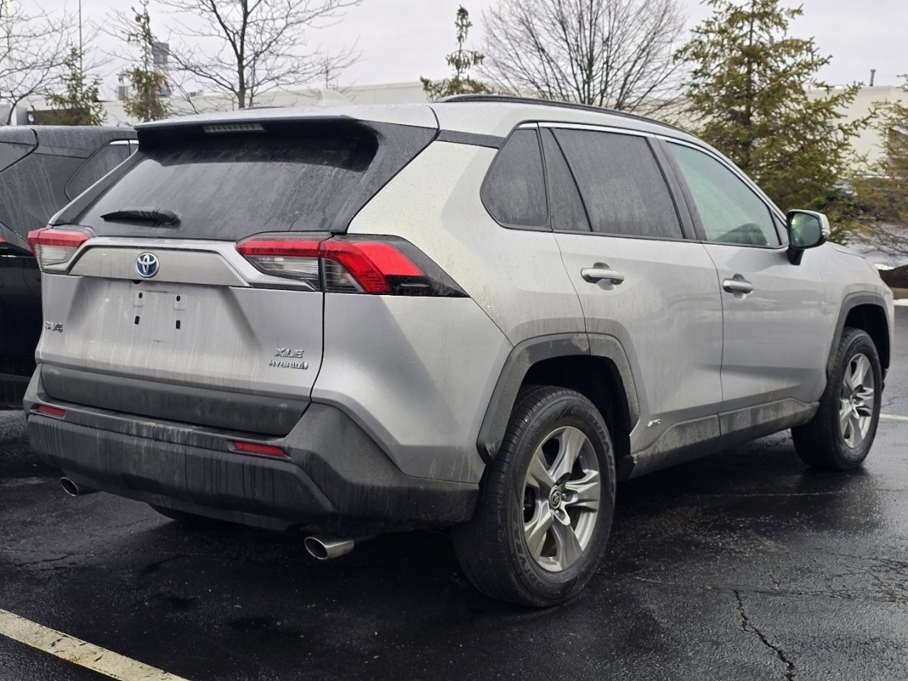 Certified 2022 Toyota RAV4 XLE w/ Convenience Package image 7