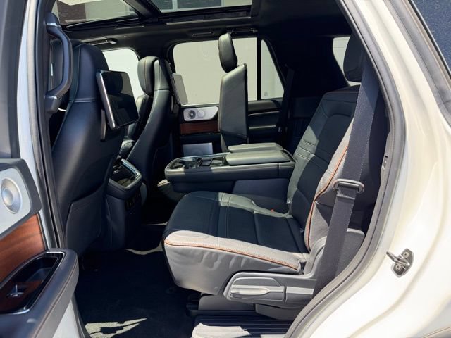 Used 2022 Lincoln Navigator Black Label AWD/4WD image 19