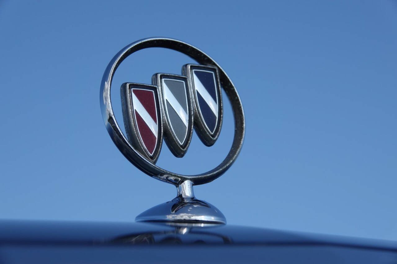 Used 1993 Buick Park Avenue Ultra FWD image 51