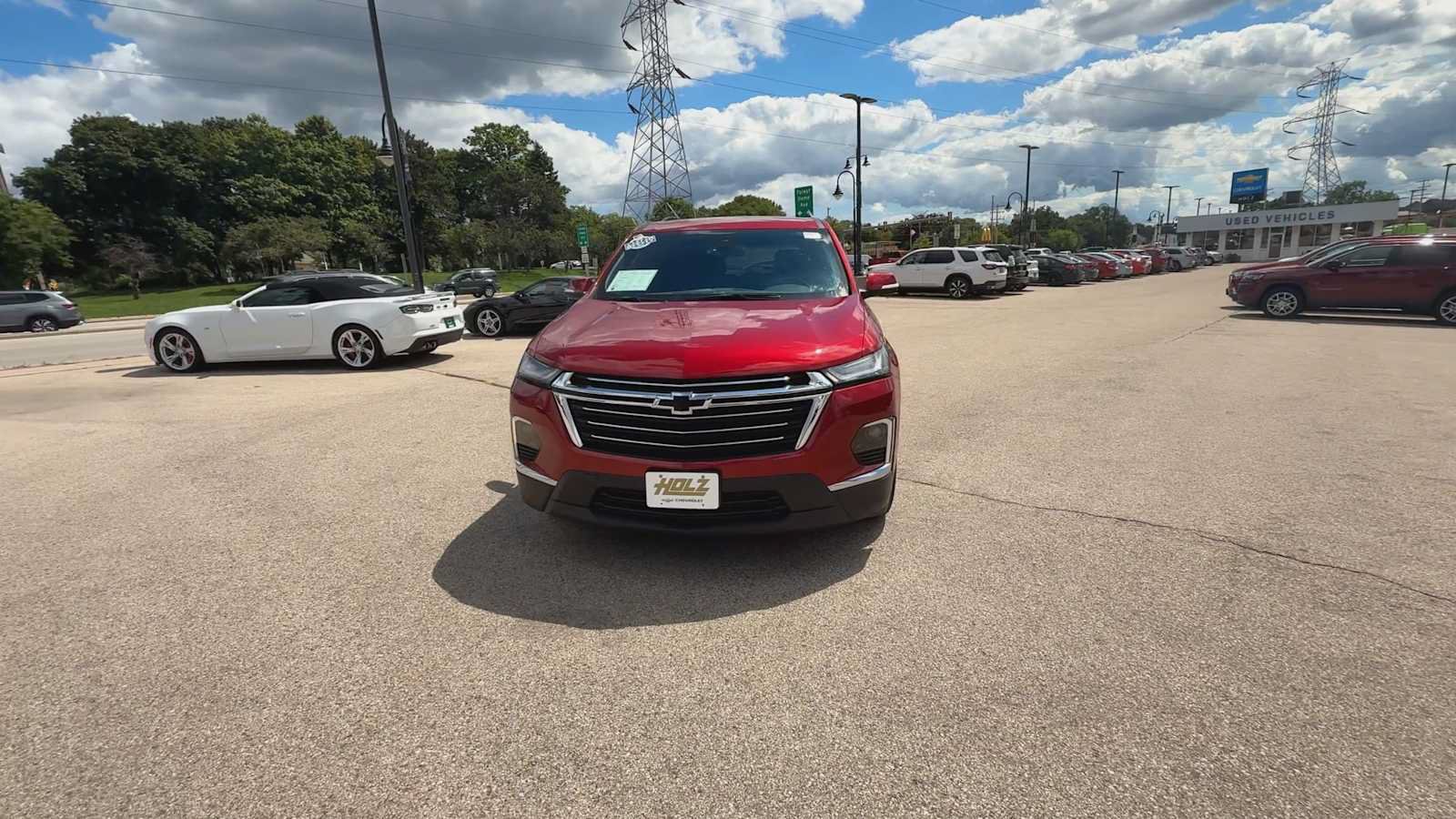 Certified 2023 Chevrolet Traverse LT FWD image 3