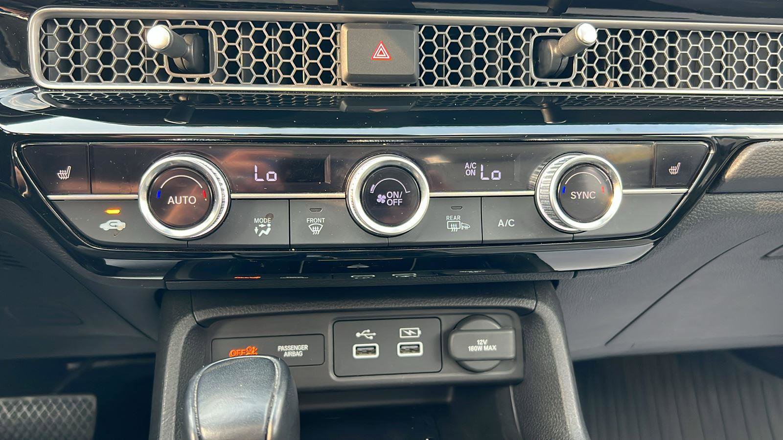 Used 2022 Honda Civic Touring image 27