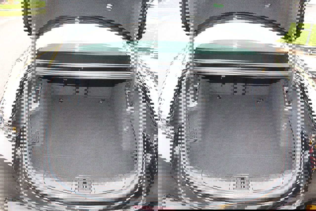 Used 2022 Porsche Taycan image 22