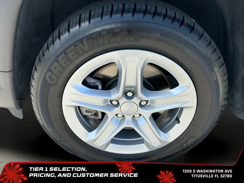 Used 2023 Jeep Compass Sport AWD/4WD image 37