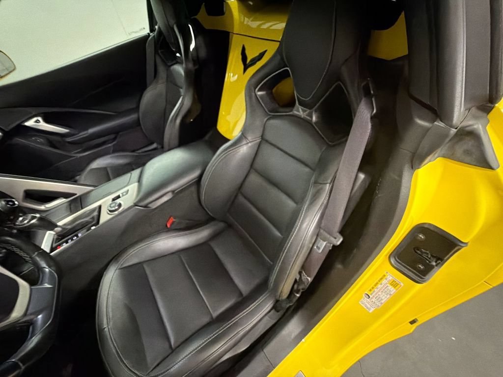 Certified 2017 Chevrolet Corvette Stingray Convertible RWD image 19