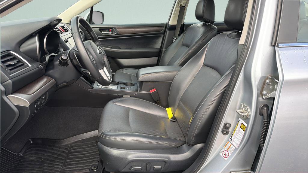 Used 2015 Subaru Legacy 3.6R Limited AWD/4WD image 37