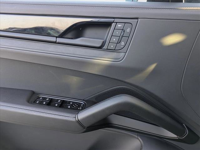 New 2025 Porsche Cayenne GTS image 13