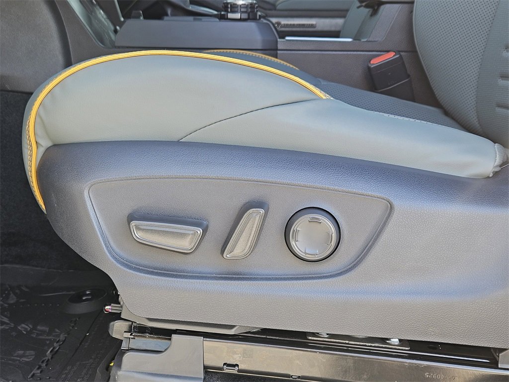 New 2025 Toyota Tacoma 4x4 Double Cab Hybrid image 19