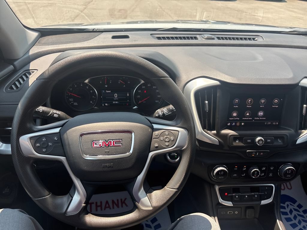 Used 2024 GMC Terrain SLE w/ Driver Convenience Package FWD image 18