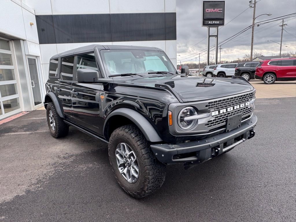 Used 2024 Ford Bronco Badlands image 7