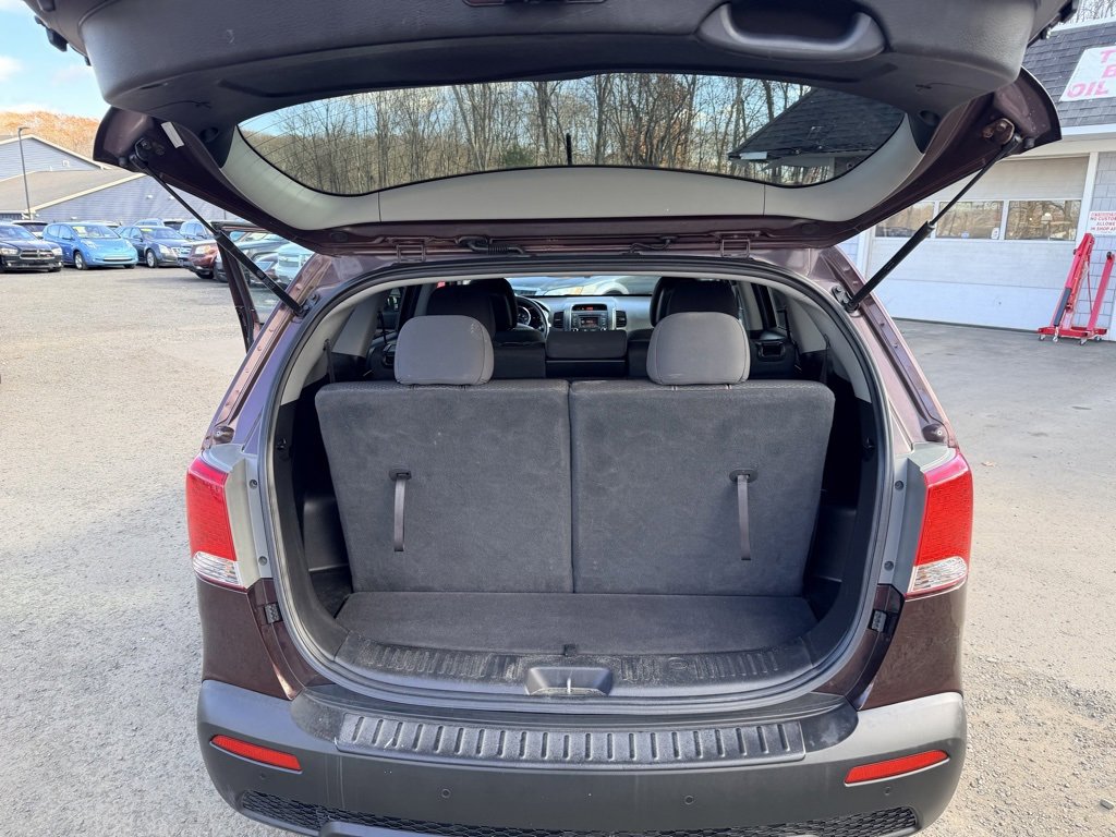 Used 2013 Kia Sorento LX w/ Convenience Pkg image 24