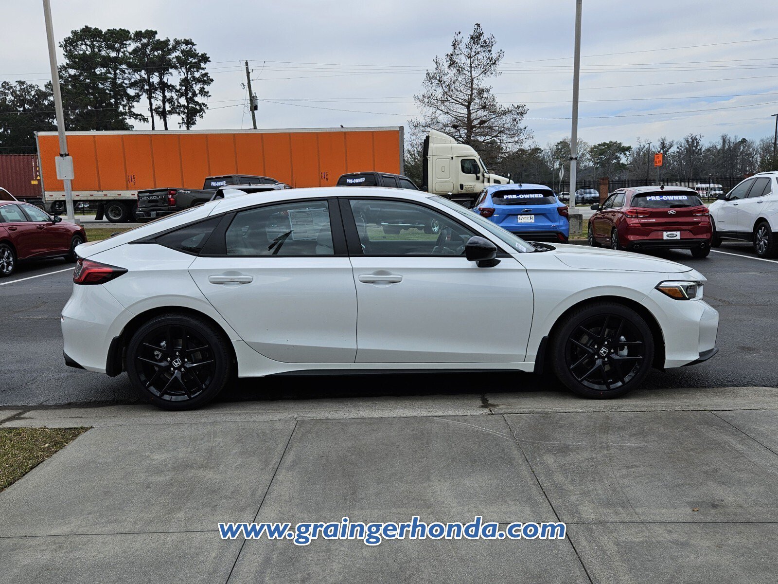 Used 2025 Honda Civic Sport image 6