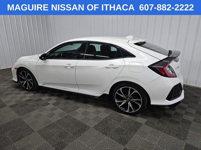 Used 2017 Honda Civic Sport image 4