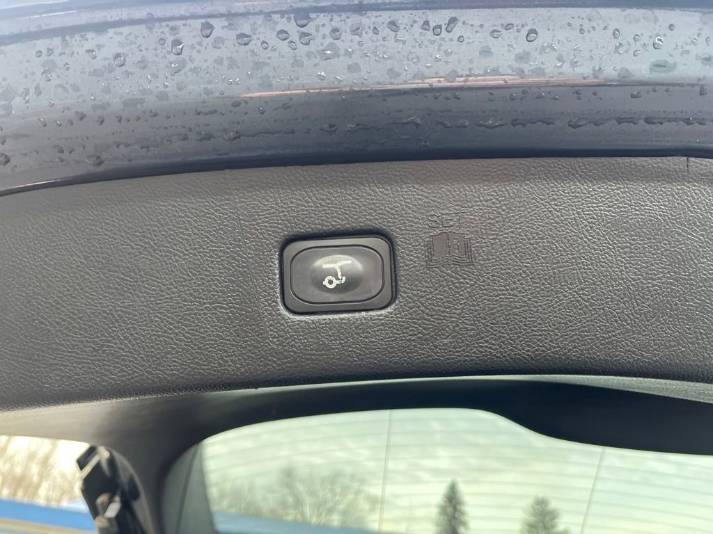 Used 2024 Ford Edge Titanium image 37