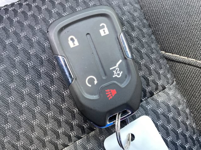 Certified 2023 GMC Acadia SLE w/ Driver Convenience Package FWD image 24