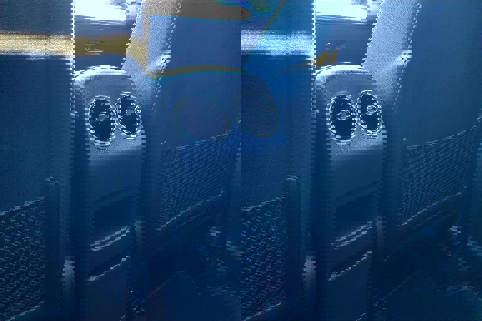 Used 2025 Mercedes-Benz GLB 250 GLB 250 image 34