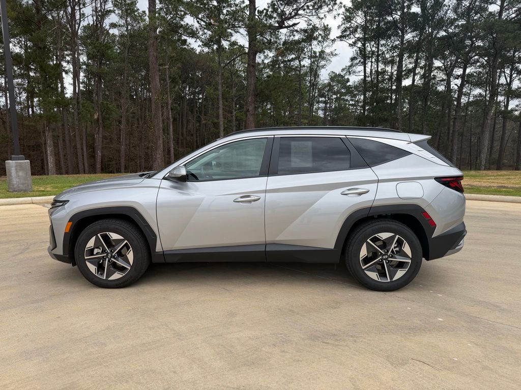 Certified 2025 Hyundai Tucson SEL image 2