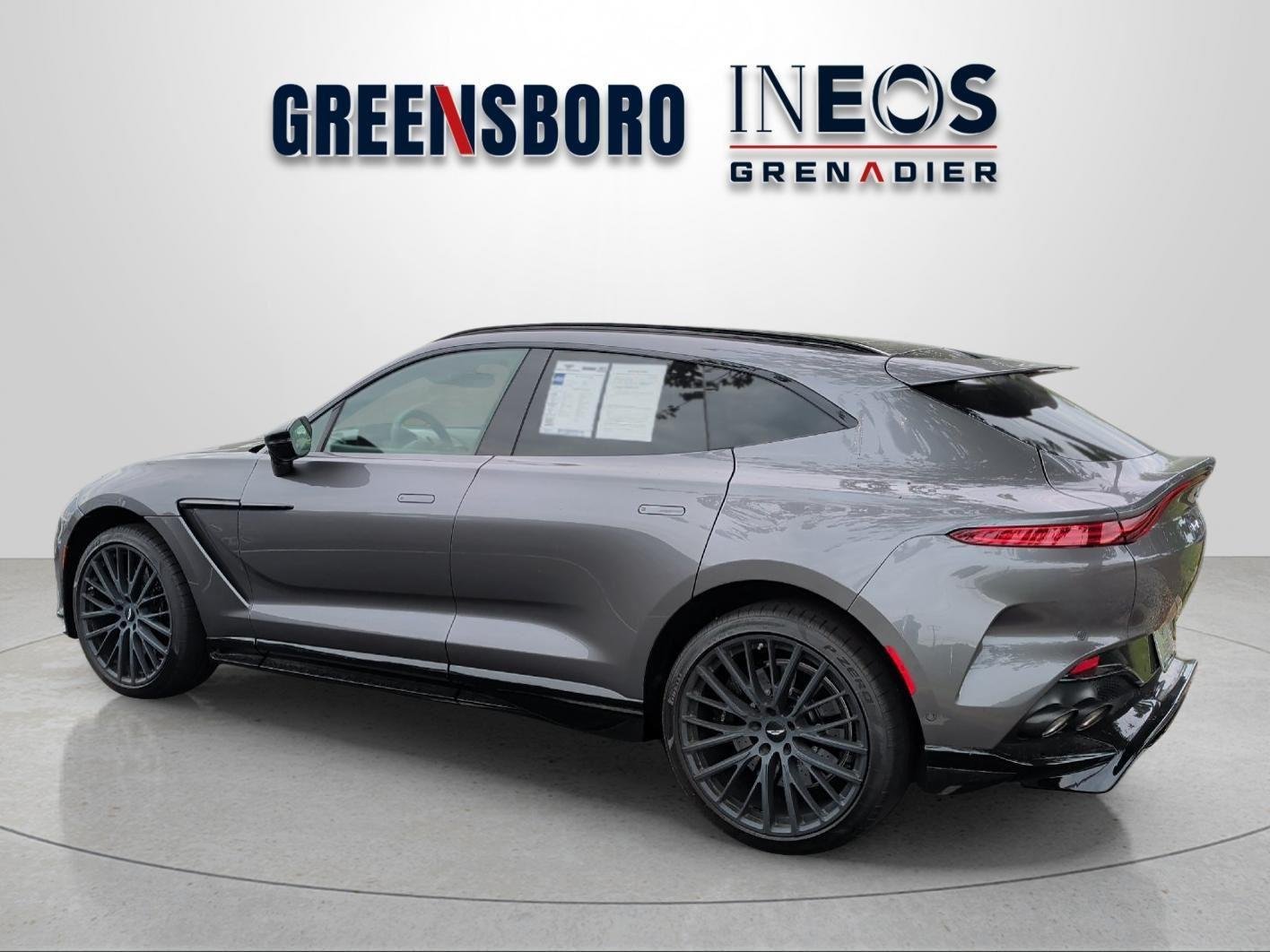 Used 2025 Aston Martin DBX 707 AWD/4WD image 3