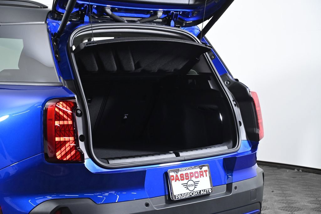 Used 2025 MINI Cooper Countryman S w/ Comfort Package Max image 34
