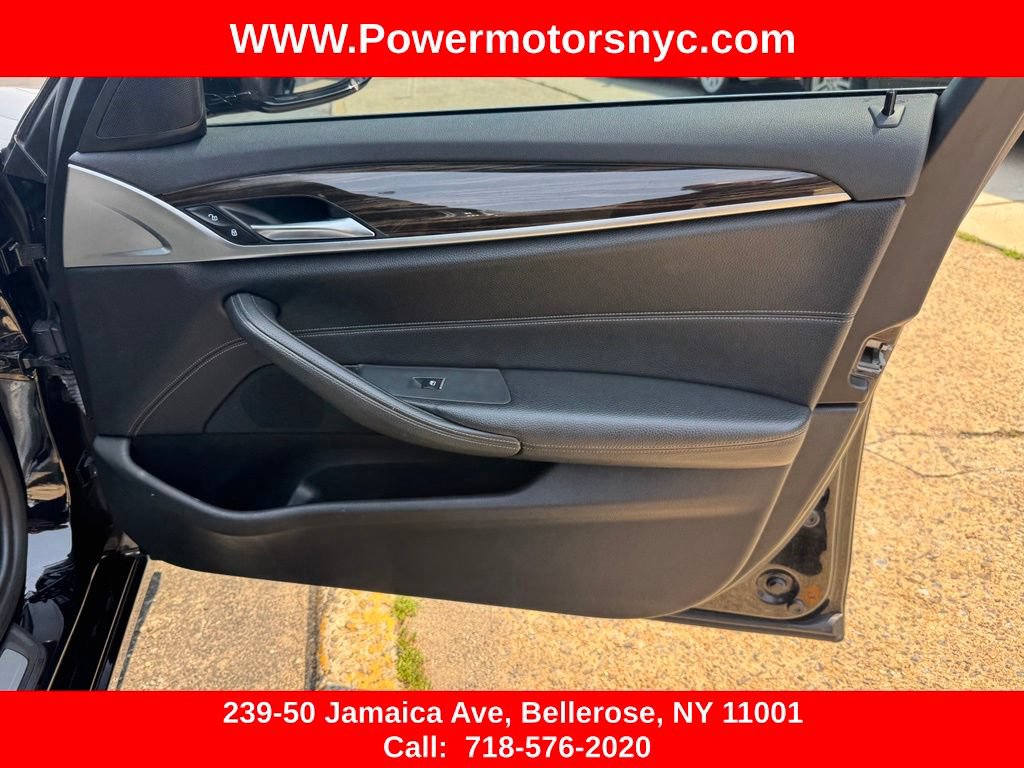 Used 2019 BMW 530e w/ Convenience Package RWD image 27