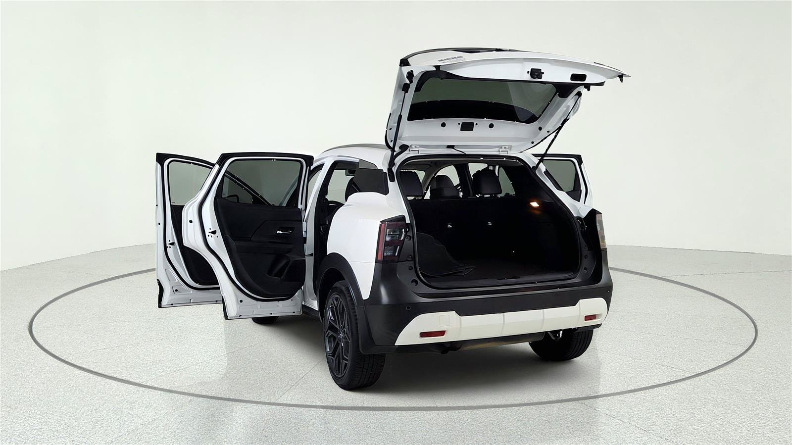 Used 2025 Nissan Kicks SR AWD/4WD image 13
