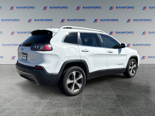 Used 2019 Jeep Cherokee Limited w/ Luxury Group FWD image 5