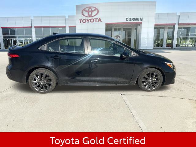 Used 2024 Toyota Corolla SE FWD image 2