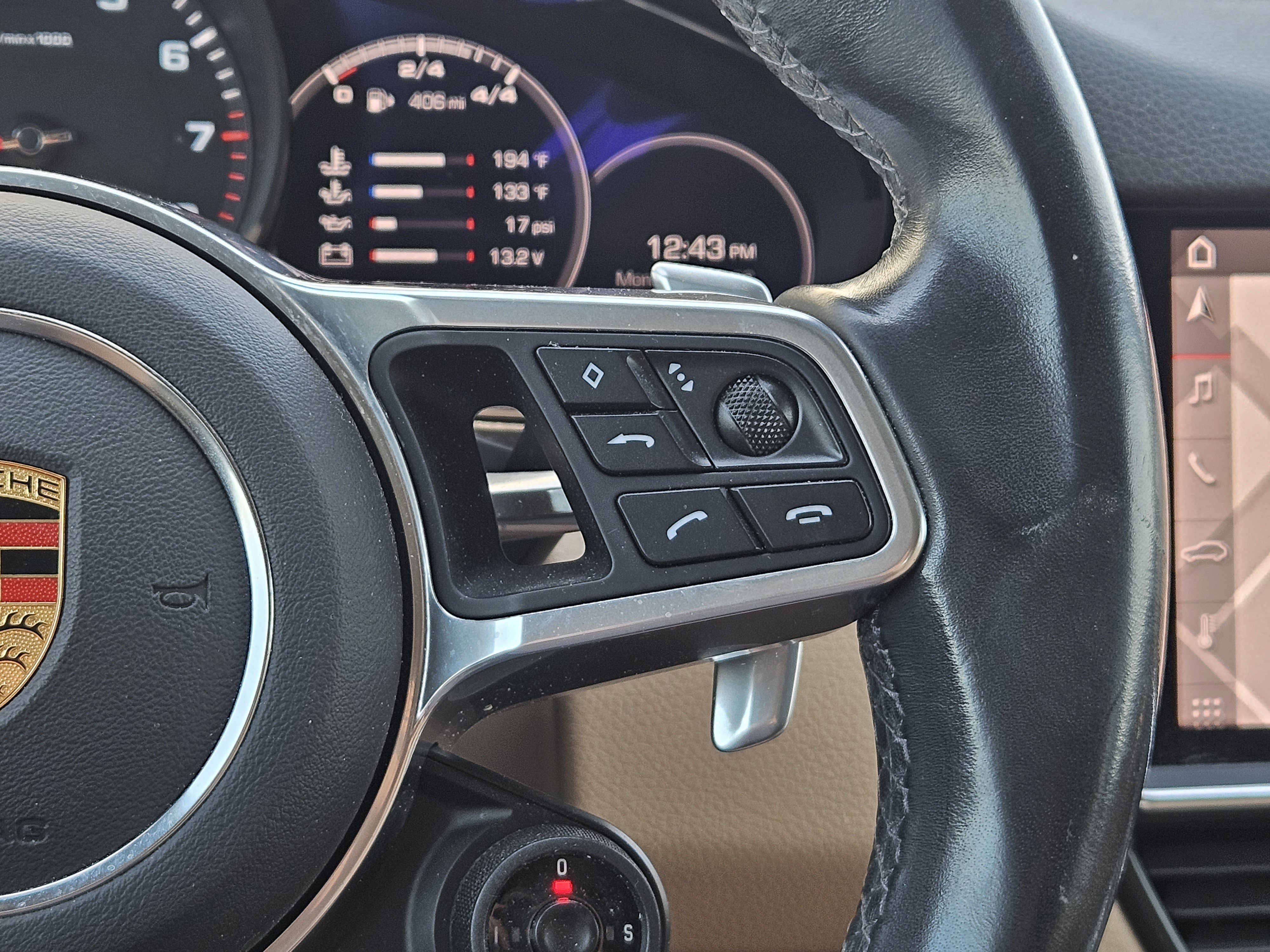 Certified 2021 Porsche Cayenne Coupe AWD/4WD image 27
