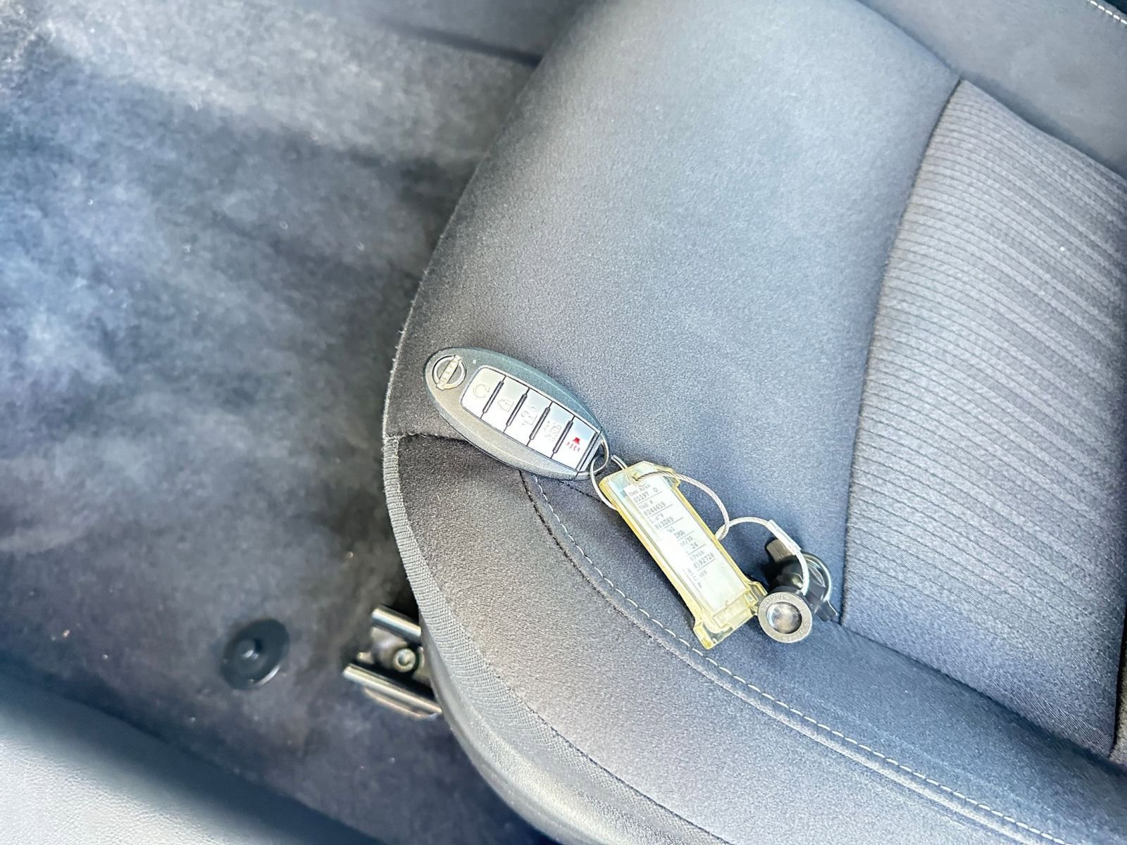 Used 2024 Nissan Altima 2.5 SV image 22